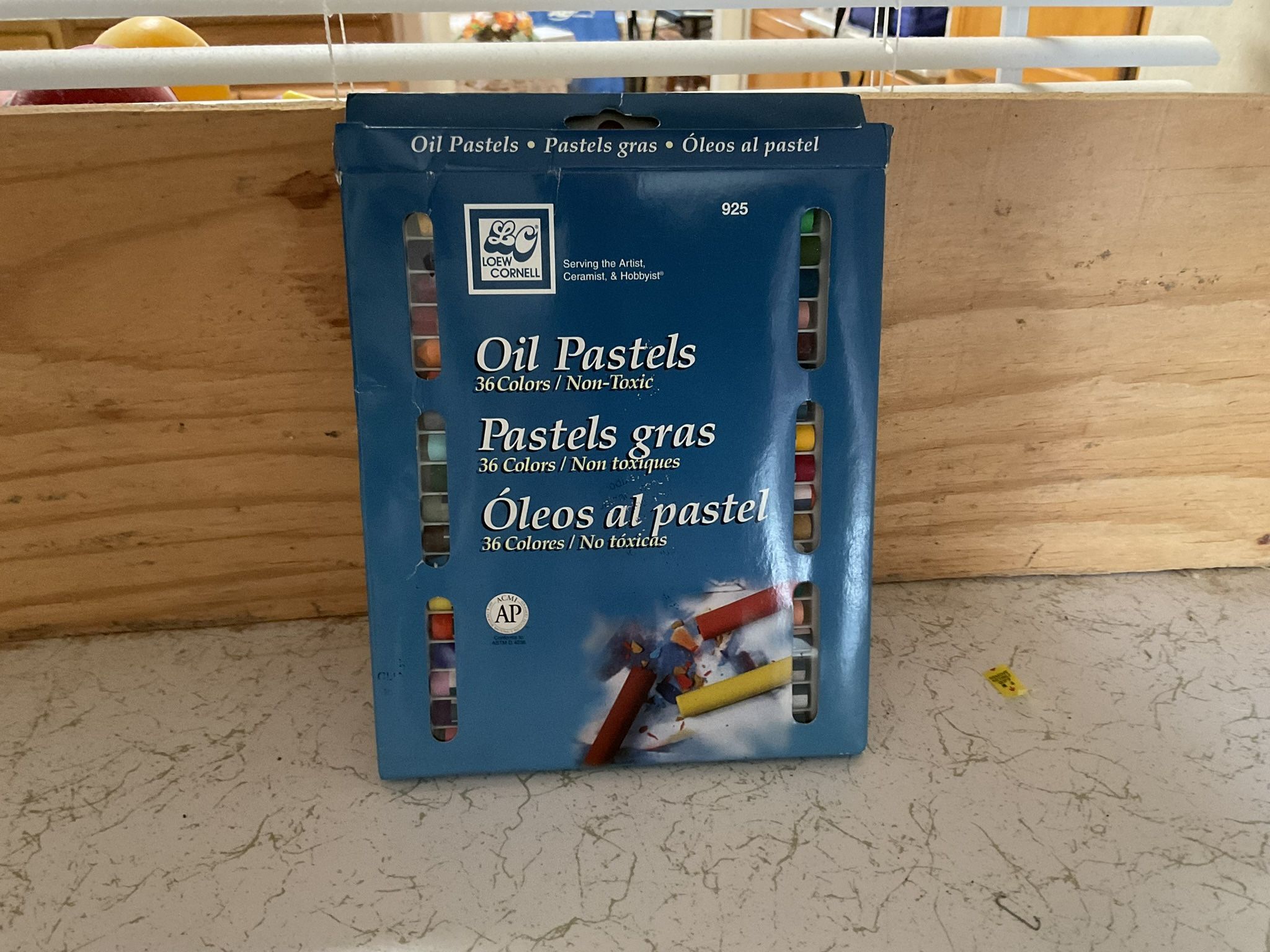 Lowe Cornell Oil Pastels