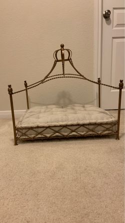 Luxury royal gold crown dog bed perfect for your king or queen