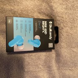 Skullcandy Mini & Mighty Wireless Bluetooth Earbuds/headphones 