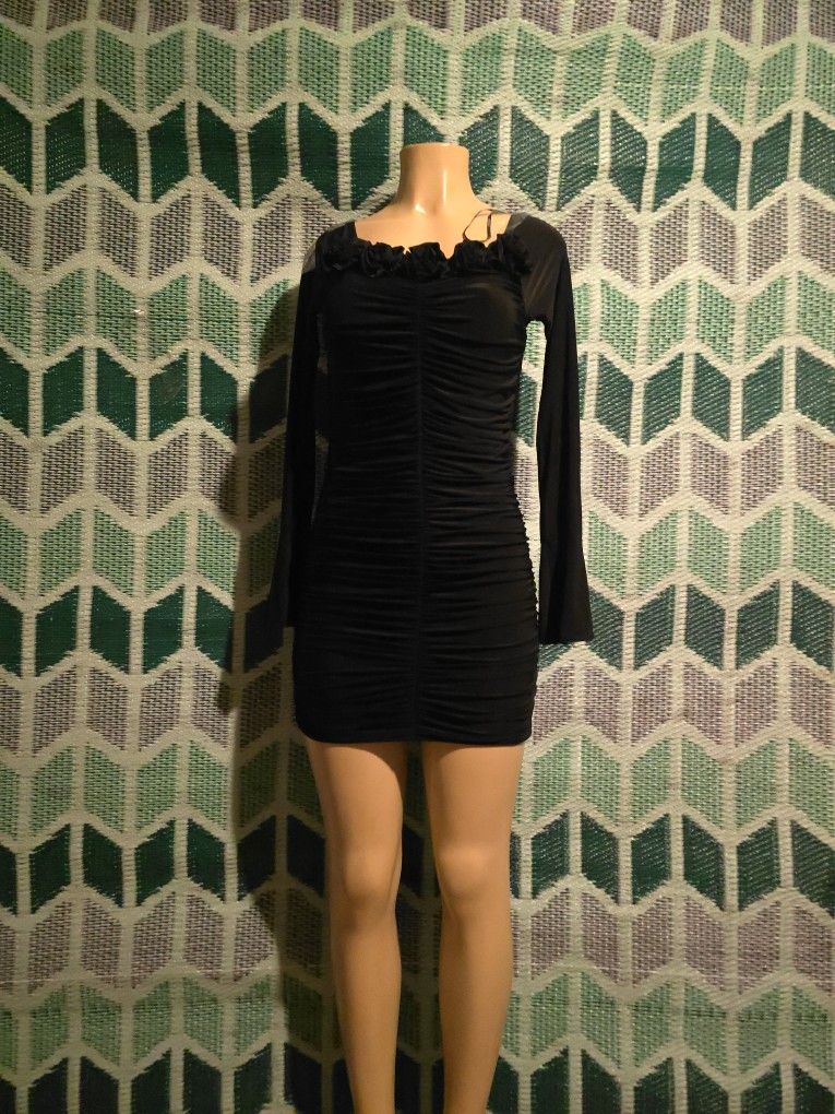 New Black Dress F21 Size Small Stretch