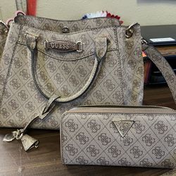 Guess HandBag And Wallet