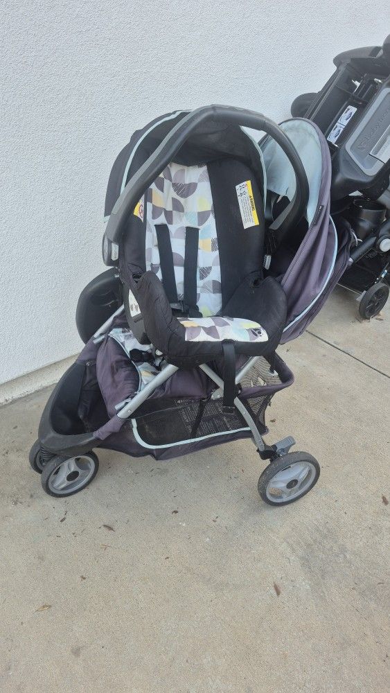 Car Seat / Stroller Combo