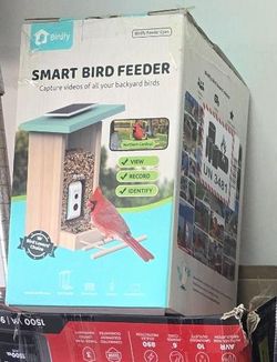 Birdfy Smart Bird Feeder with Camera — New in Box