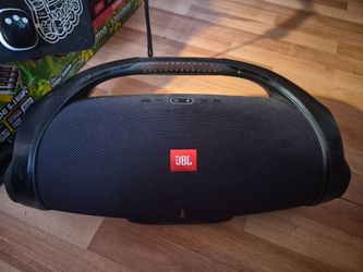 JBL BOOMBOX 2  / NO CHARGER