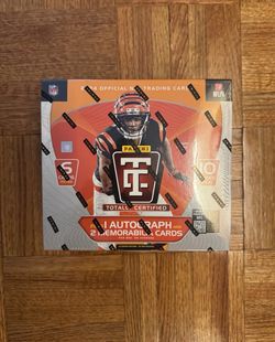NFL Totally Certified Hobby Box 