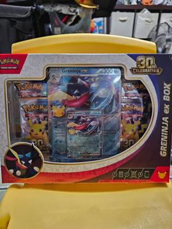 Pokemon 30th celebration greninja ex box