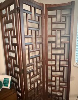 Wooden divider Screen