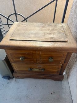 Wood Cabinet/Nightstand