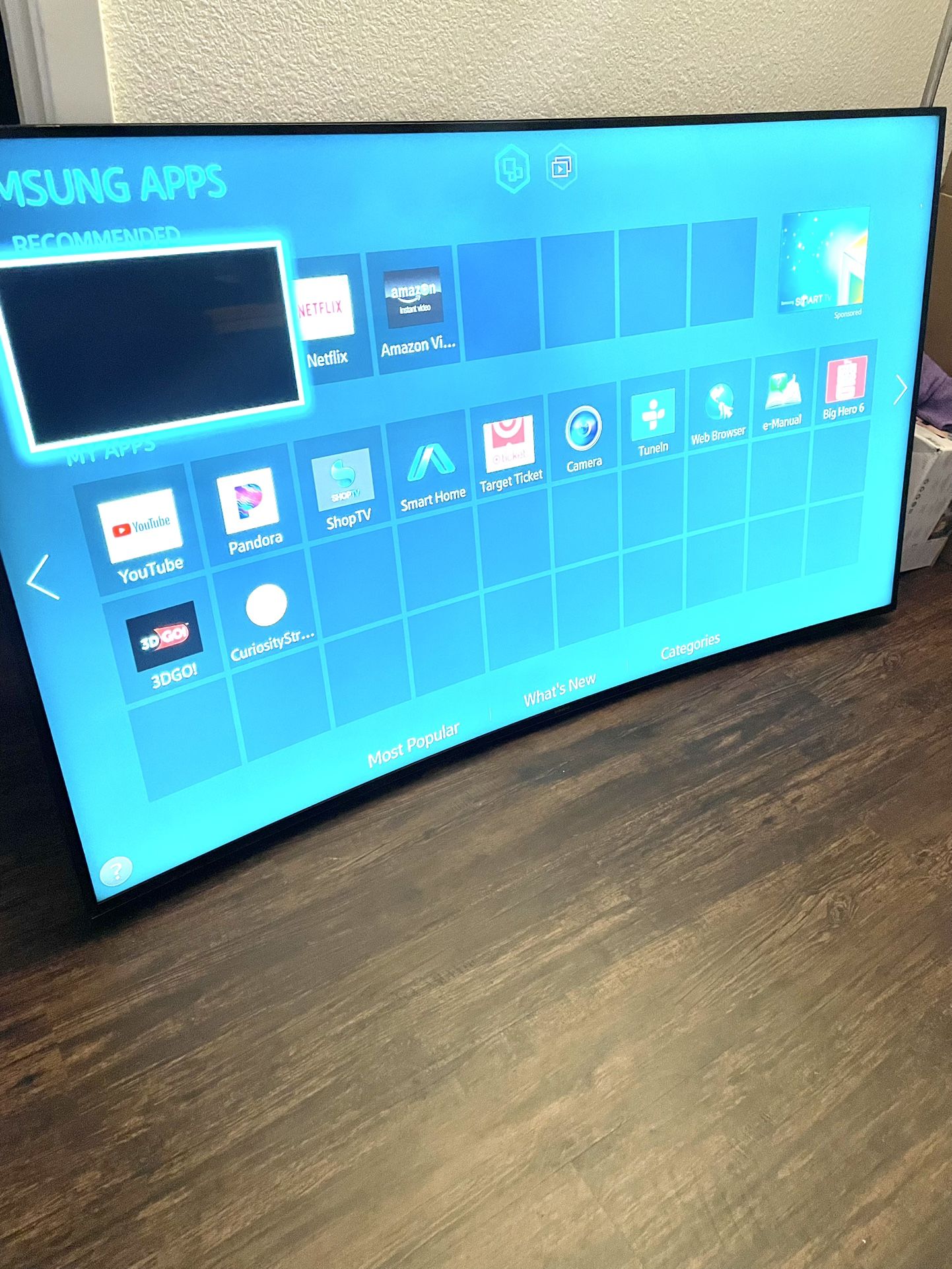 65”Samsung Curved 4K 2160p UHD Smart Tv As Is NO SOUND