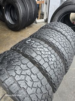 4 used tires Lt275 65r18 Toyo AT111 Open Country $200.00 All 4.
FIRM PRICE, FIRM PRICE FIRM PRICE, FIRM PRICE