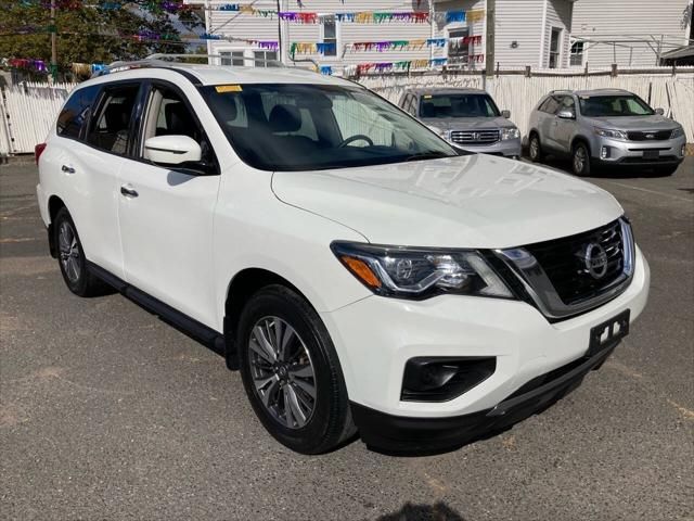 2017 Nissan Pathfinder