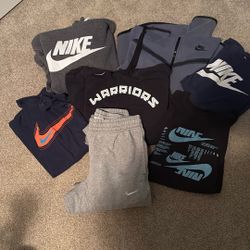 Nike Lot - Size Men’s Small