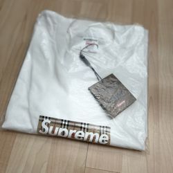 Burberry Supreme Box Logo