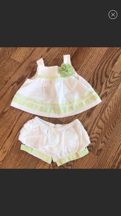 Gymboree baby shorts and top size 3-6 month