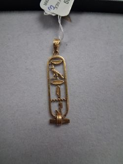 Empire Style Design Gold Charm