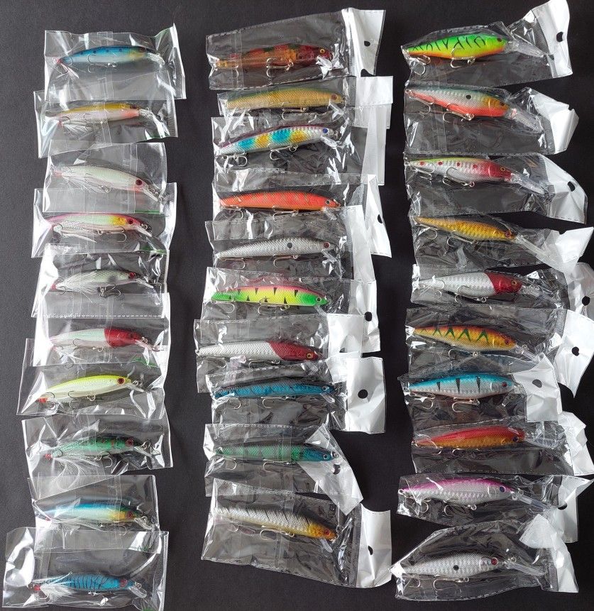 Bass Pike Fishing Lures Minnow Baits 