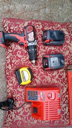 Milwaukee cordless hammer drill