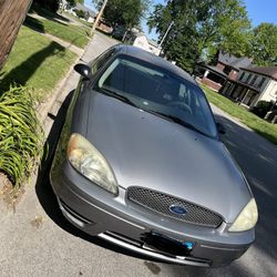 2006 Ford Taurus