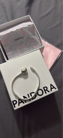 Pandora heart clasp bracelet