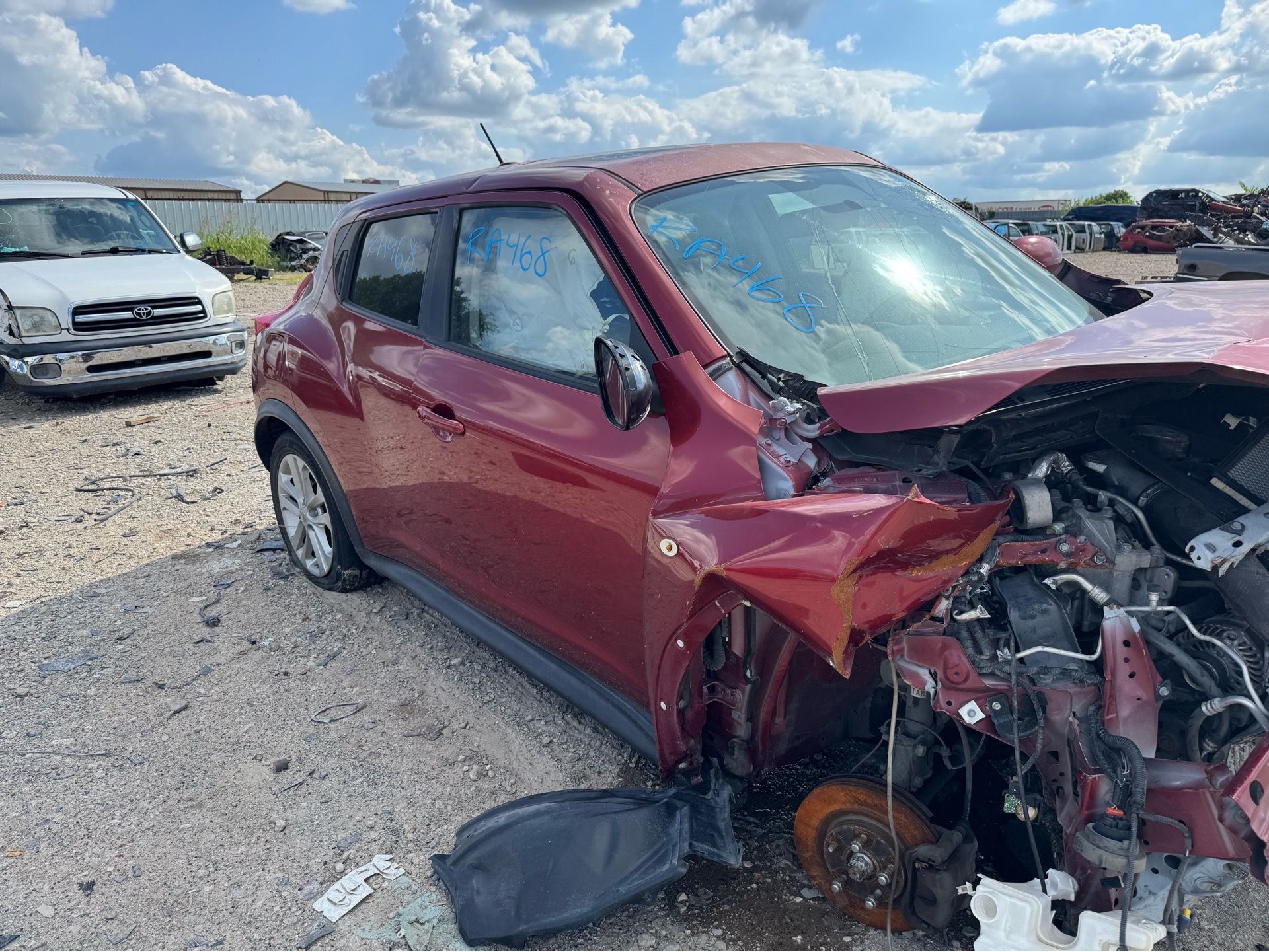 2012 Nissan juke 1.6L motor for parts only Vendo Partes de juke automatic transmission