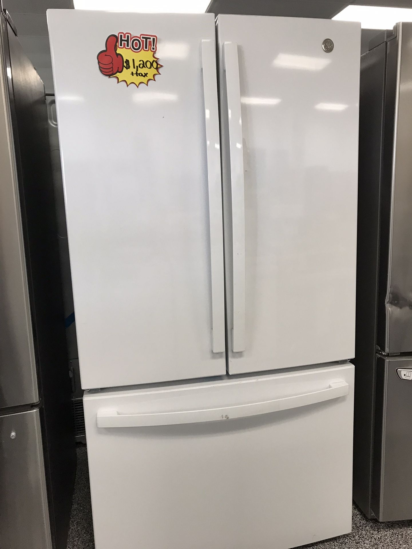 GE Refrigerator
