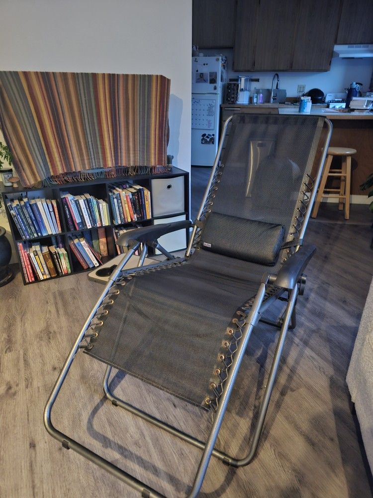 Gravity Chair