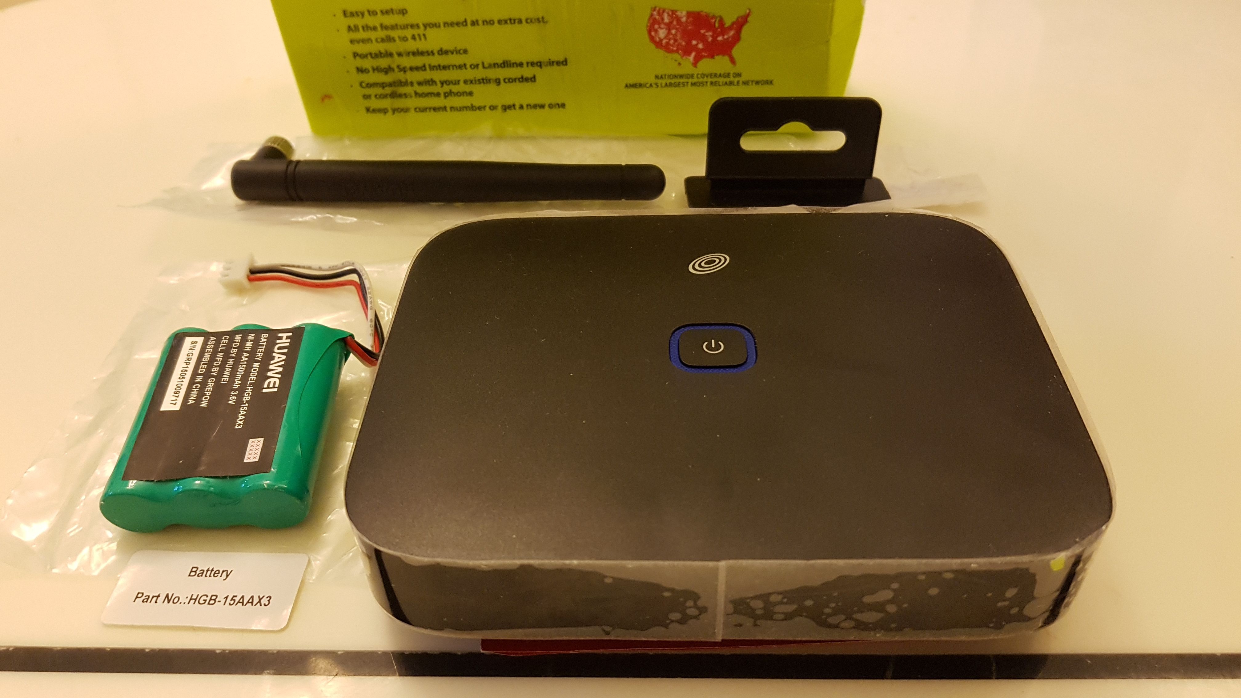 Straight Talk Huawei H258C Prepaid Wireless Home Phone