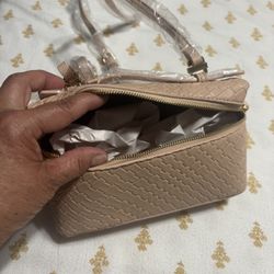 Carterita Completamente Nueva Muy Bonita Para Un Regalito $10 