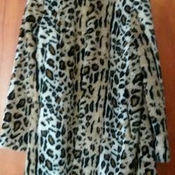 Woman's T Tahari Faux Fur Animal Print Coat - Size M