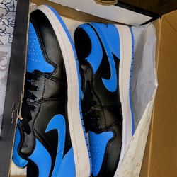 Jordan 1 Low University Blue 