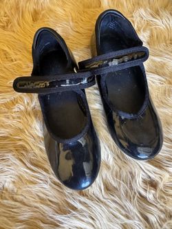 Girl Tap dancing shoes size 10 
