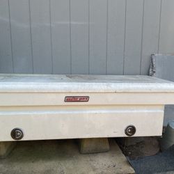 Weather Guard Tool Box For Pick UPS. 