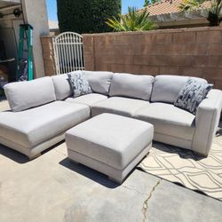 Drayden Fabric Sectional with Ottoman