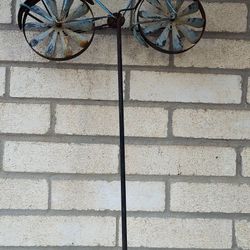 Vintage Rustic Metal Bicycle Garden Ornament 