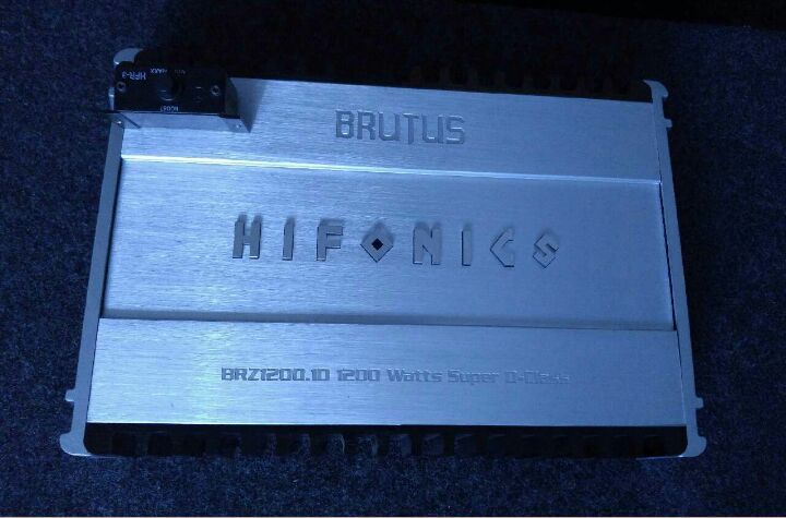 HIFONICS BRZ1200.1D