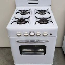 1948 Universal Apartment Sized Gas Stove 21 Inch