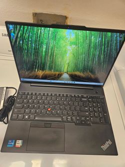 Lenovo ThinkPad 16 inch Touchscreen Intel i7-1355u 512 GB M.2 NVMe SSD