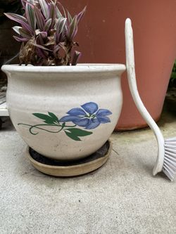 *prices vary per pot* Various Ceramic Plant Pots