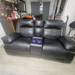 Leather Love Seat 