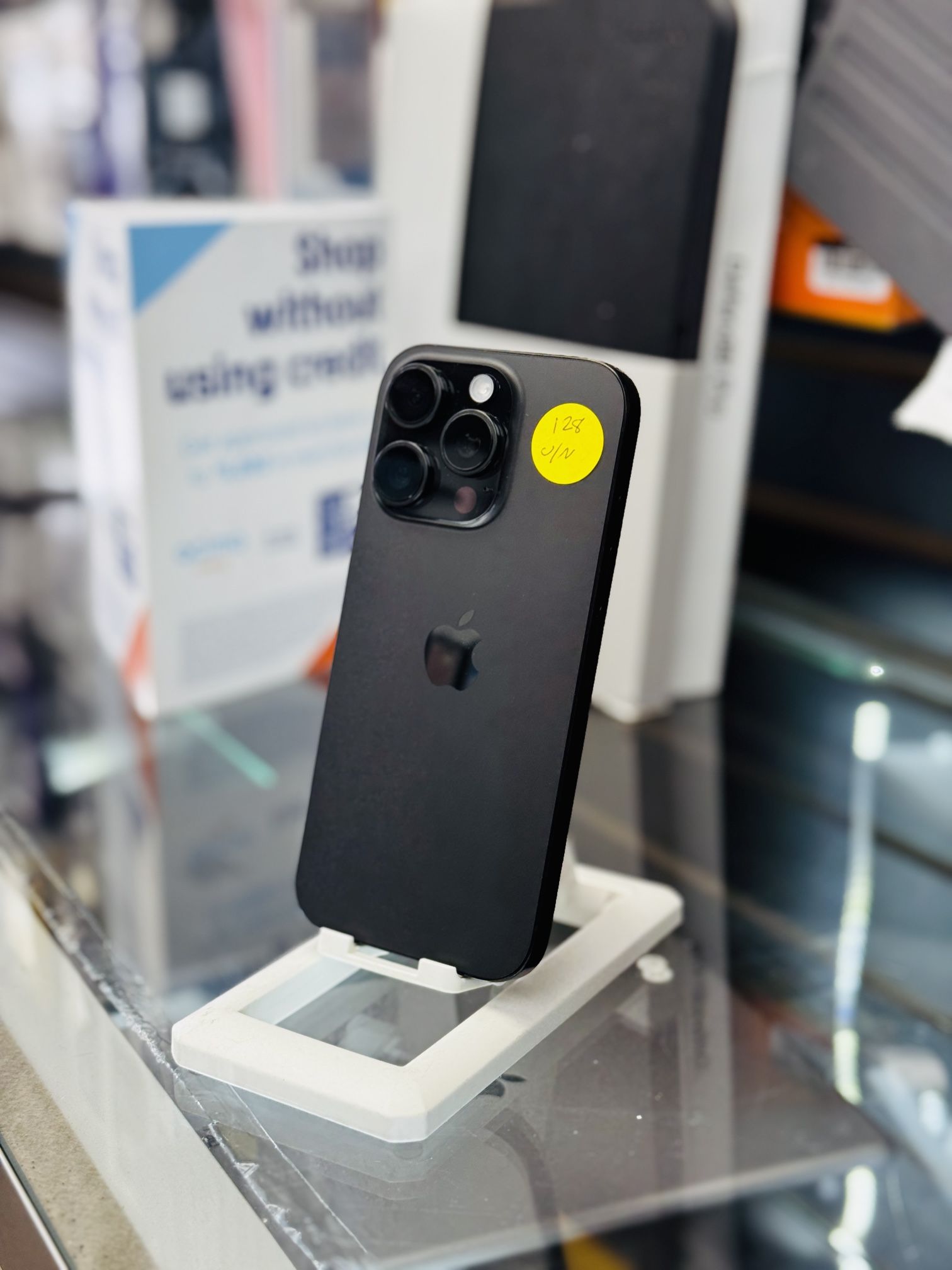 iPhone 16 Pro (Factory Unlocked)