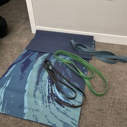 Yoga Mat & Elastic Bands - Used