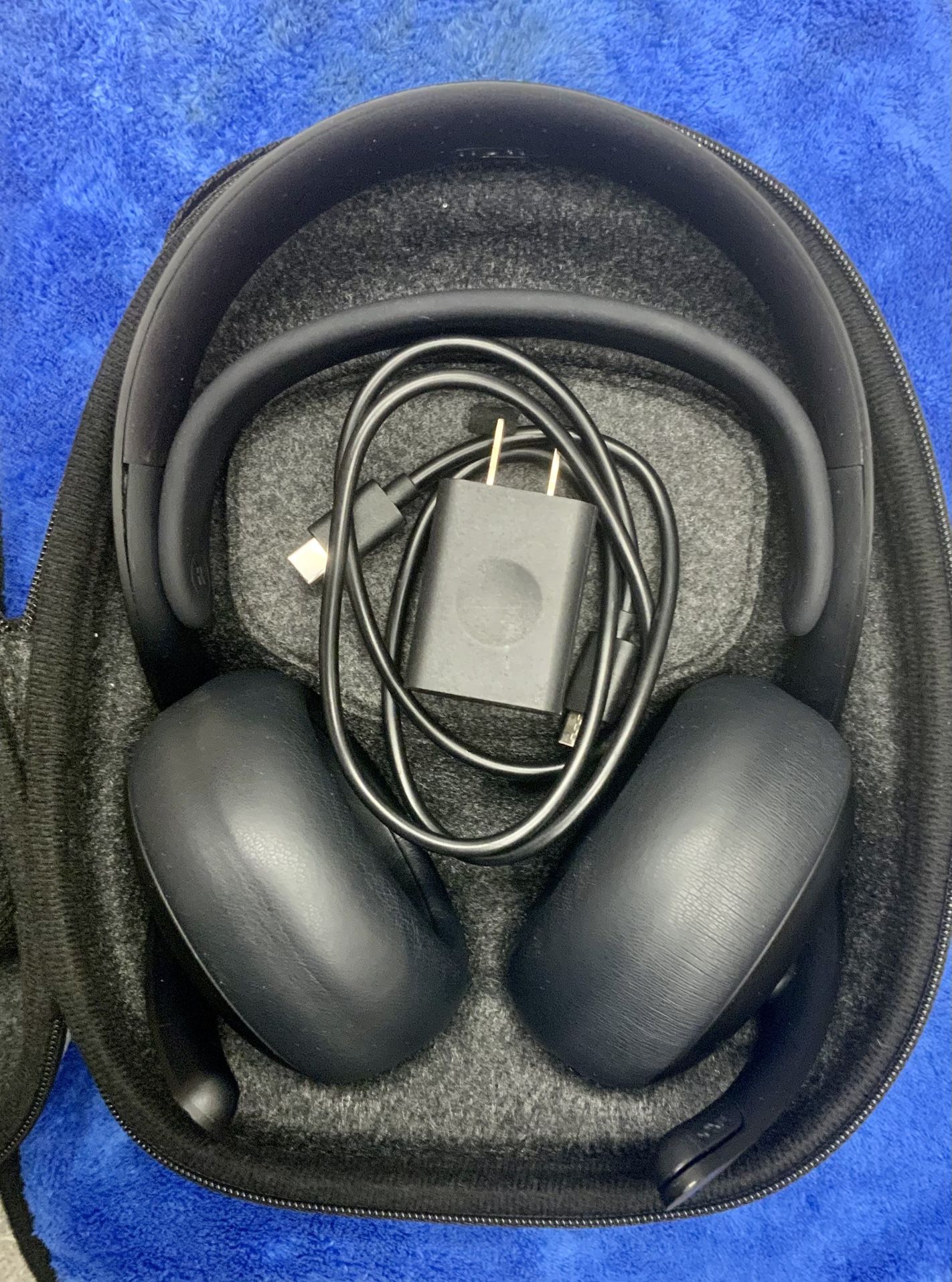 Playstation 5 PS5 Wireless Bluetooth Headset Headphones Over The Hear Earphones Multiplayer Black Gaming Game Gamer Console Puzzle Adventure