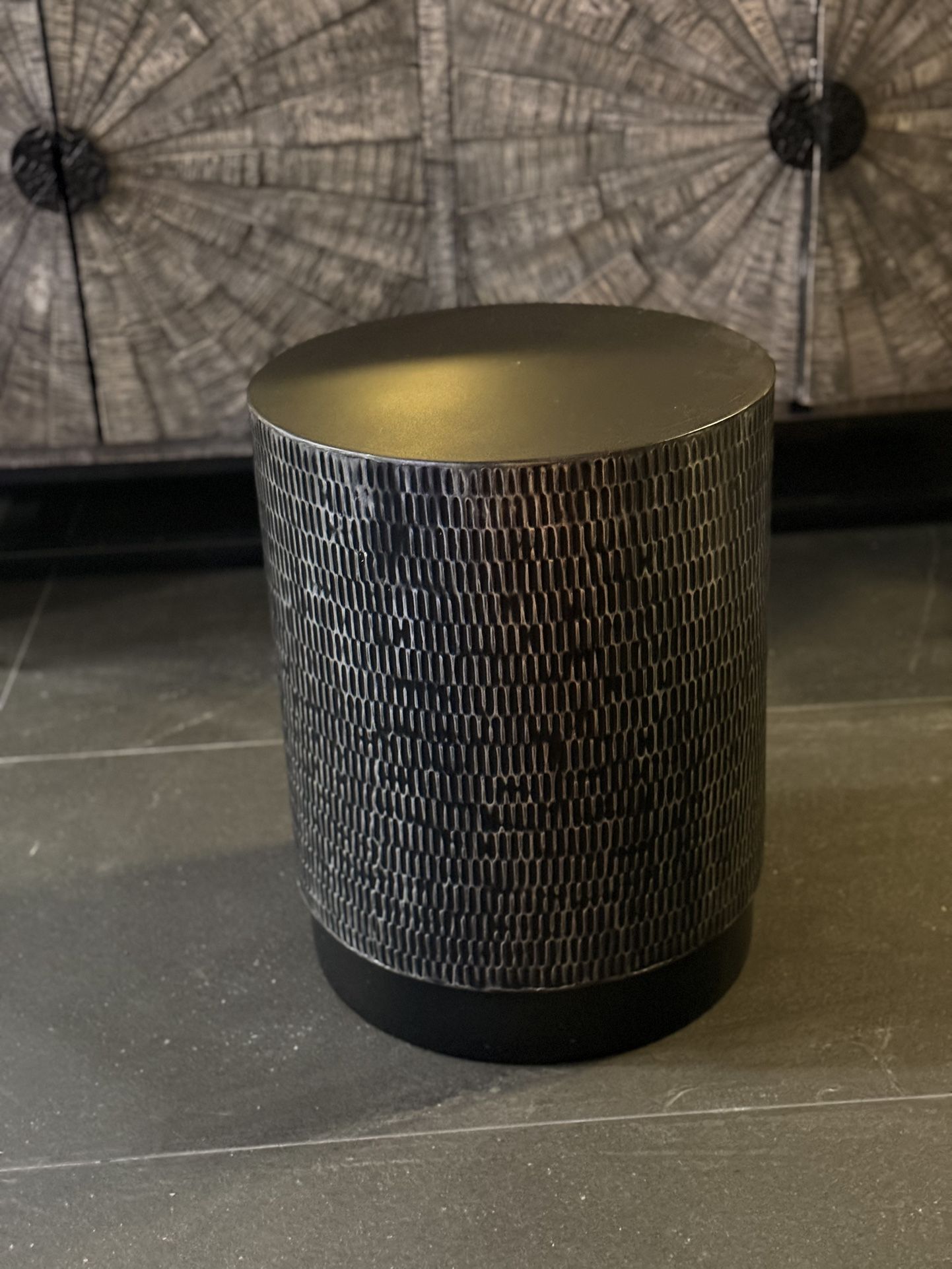 Hammered Metal Drum End Table – Dark Bronze Accent Side Table