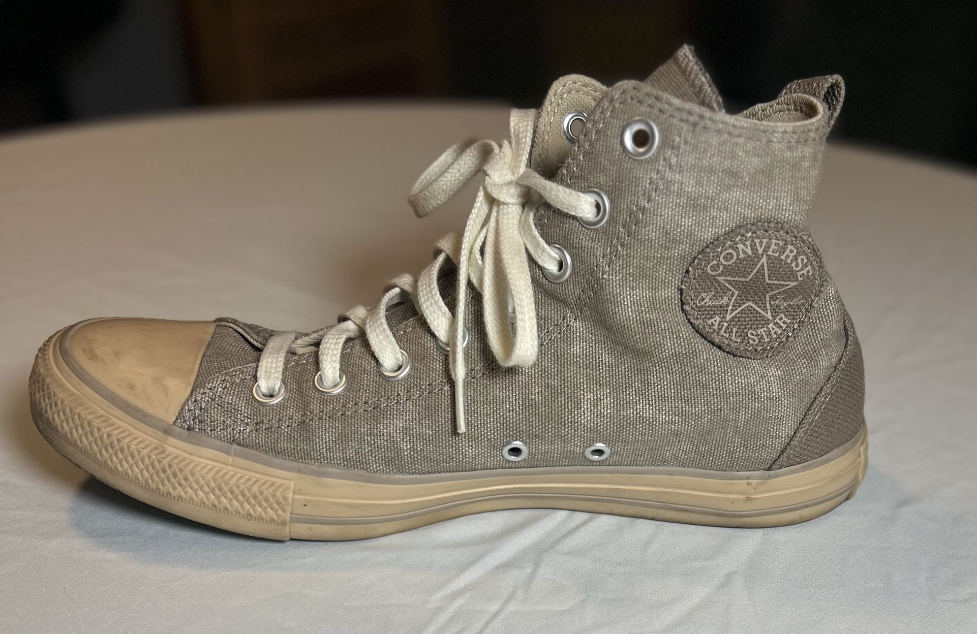 Men’s Converse Chuck Taylor’s (converse)