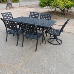 Patio Furniture Table And 6 Chairs