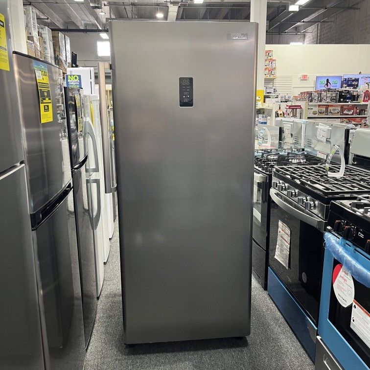 Upright Freezer 