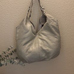 Kenneth Cole Reaction 