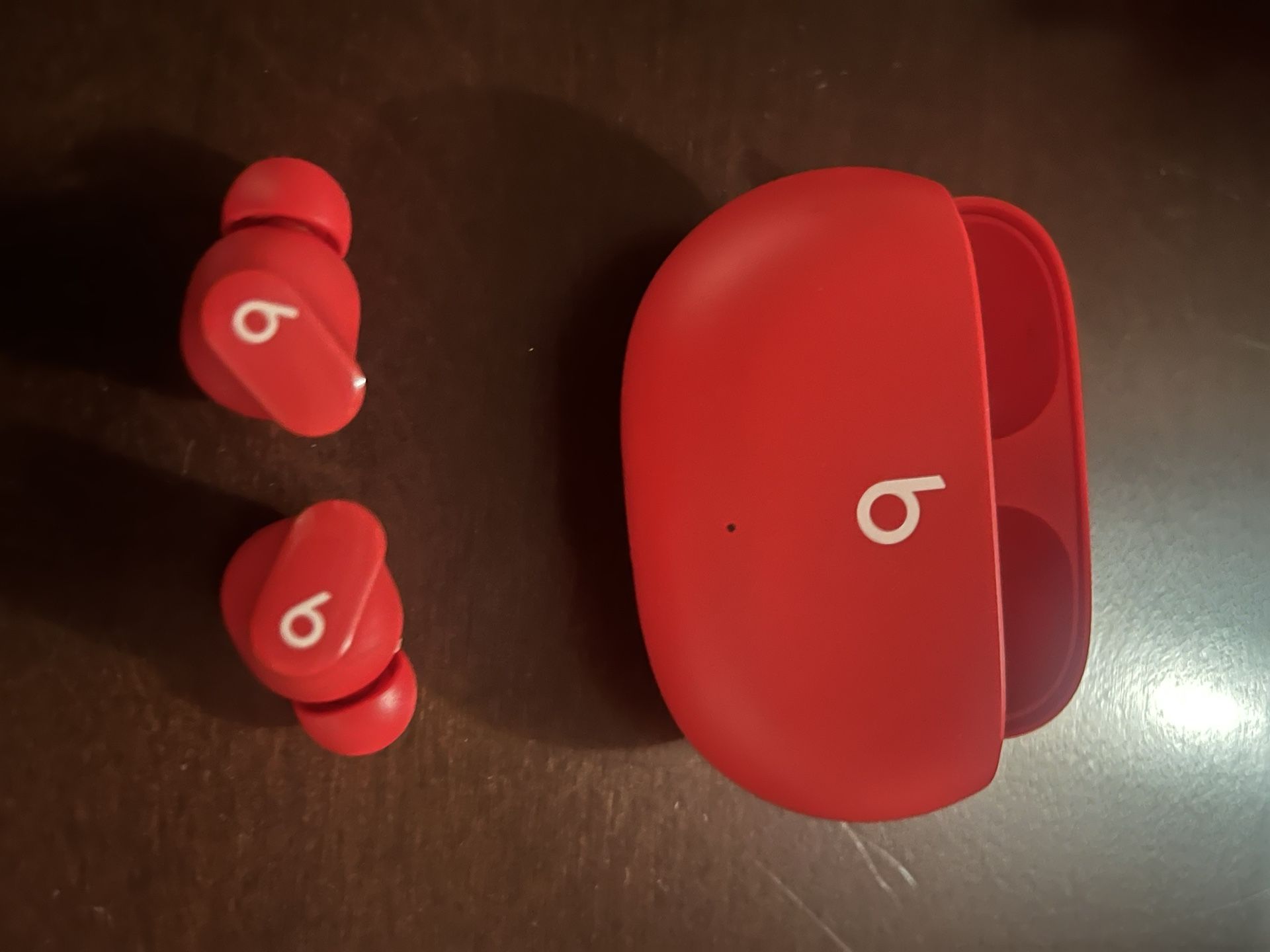 Beats Studio Buds - Red