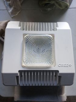 CREE WHITE CANOPY LIGHTS VERY BRIGHT.