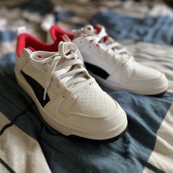 9.5 Men’s Puma’s 